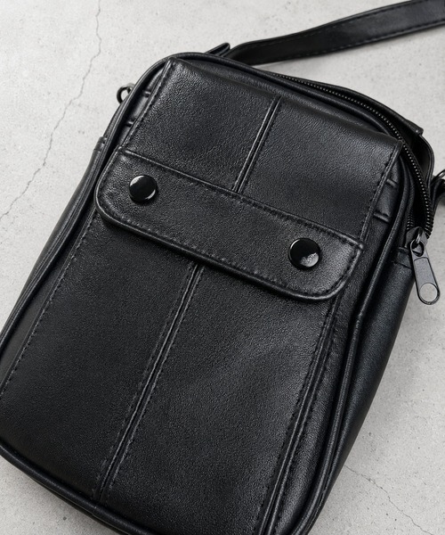 CALIFORNIA OUTFITTERS(カリフォルニア アウトフィッターズ)の「3C23_sz ラム革 ミニ レザー ショルダーバッグ(ショルダーバッグ・メンズ・ブラック・ONESIZE)」の7枚目の写真