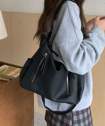 フェイクレザー ジップデザイン ショルダーバッグ