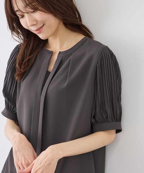 ROPE' PICNIC（ロペピクニック）の「袖プリーツハーフスリーブブラウス（シャツ/ブラウス・レディース・チャコールグレー/ホワイト/サックスブルー/ラベンダー・FREE）」の11枚目の写真