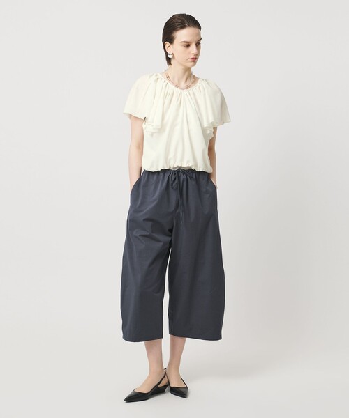 ASTRAET（アストラット）の「＜ASTRAET＞フリルギャザー Vネックブラウス（シャツ/ブラウス・レディース・ブラック/オフホワイト・FREE）」の11枚目の写真