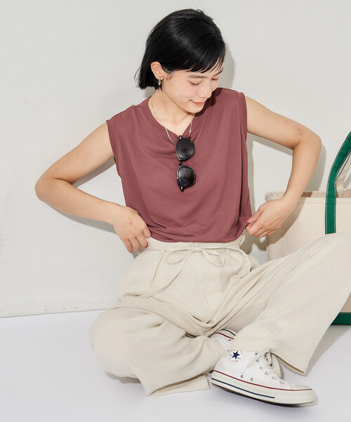 FREAK'S STORE(フリークスストア)の「<汗ジミ防止>天竺ノースリーブTシャツ/遮熱/UVカット(Tシャツ/カットソー・レディース・チャコール/サックスブルー/オフホワイト/ブラウン・フリ-)」の12枚目の写真