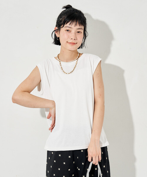 FREAK'S STORE(フリークスストア)の「<汗ジミ防止>天竺ノースリーブTシャツ/遮熱/UVカット(Tシャツ/カットソー・レディース・チャコール/サックスブルー/オフホワイト/ブラウン・フリ-)」の5枚目の写真