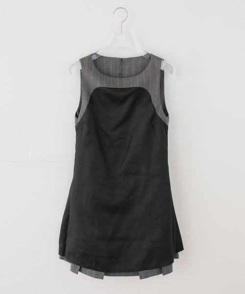 GANNI(ガニー)の「GANNI / ガニー Wool Stripe Belted Mini Dress(ドレス・レディース・チャコールグレー・34/36)」の8枚目の写真
