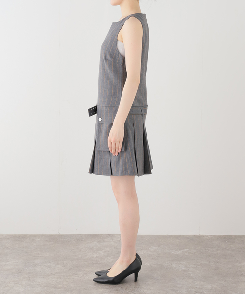 GANNI(ガニー)の「GANNI / ガニー Wool Stripe Belted Mini Dress(ドレス・レディース・チャコールグレー・34/36)」の3枚目の写真