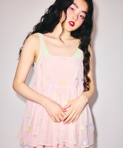 Candy Stripper（キャンディストリッパー）の「SHEER TWINKLE CAMISOLE MINI ドレス（ワンピース・レディース・ライトイエロー/ライトピンク/ライトブルー・FREE）」の5枚目の写真