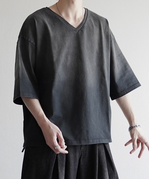 ELLUV(エルブ)の「【ELLUV/エルヴ】ファインコットンスムース ヴィンテージスノーグラデーション ショート丈 半袖VネックTシャツ(Tシャツ/カットソー・メンズ・グレー系その他/ブラック系その他/ホワイト系その他・S/M/L)」の10枚目の写真