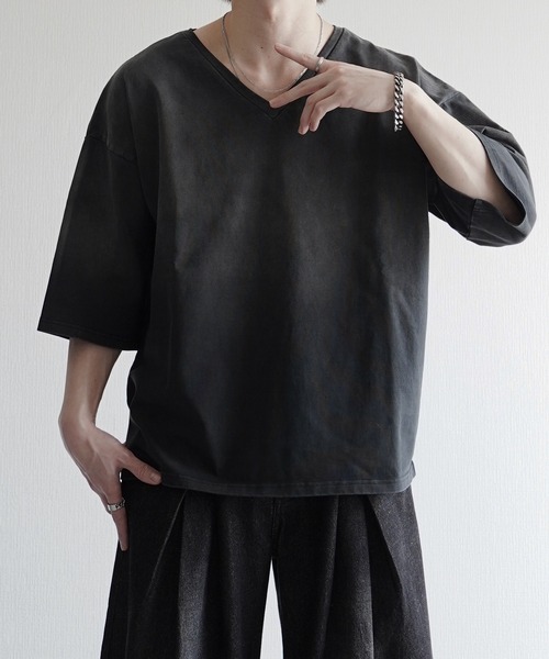 ELLUV(エルブ)の「【ELLUV/エルヴ】ファインコットンスムース ヴィンテージスノーグラデーション ショート丈 半袖VネックTシャツ(Tシャツ/カットソー・メンズ・グレー系その他/ブラック系その他/ホワイト系その他・S/M/L)」の6枚目の写真