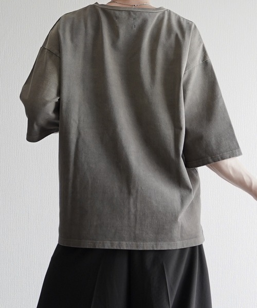 ELLUV(エルブ)の「【ELLUV/エルヴ】ファインコットンスムース ヴィンテージスノーグラデーション ショート丈 半袖VネックTシャツ(Tシャツ/カットソー・メンズ・グレー系その他/ブラック系その他/ホワイト系その他・S/M/L)」の21枚目の写真