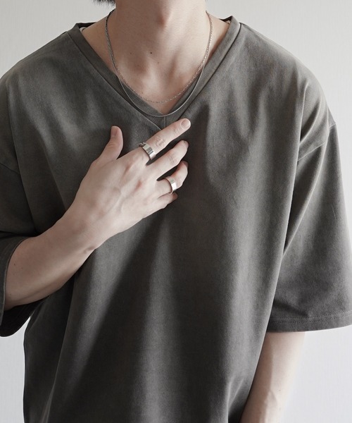 ELLUV(エルブ)の「【ELLUV/エルヴ】ファインコットンスムース ヴィンテージスノーグラデーション ショート丈 半袖VネックTシャツ(Tシャツ/カットソー・メンズ・グレー系その他/ブラック系その他/ホワイト系その他・S/M/L)」の14枚目の写真