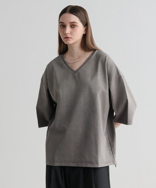 ELLUV(エルブ)の「【ELLUV/エルヴ】ファインコットンスムース ヴィンテージスノーグラデーション ショート丈 半袖VネックTシャツ(Tシャツ/カットソー・メンズ・グレー系その他/ブラック系その他・S/M/L)」の16枚目の写真