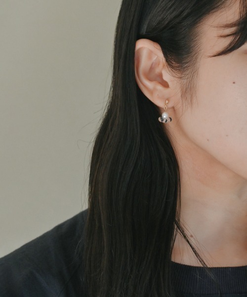 HARIO Lampwork Factory(ハリオランプワークファクトリー)の「ピアス トワイライト FP(ピアス(両耳用)・レディース・クリア・FREE)」の2枚目の写真