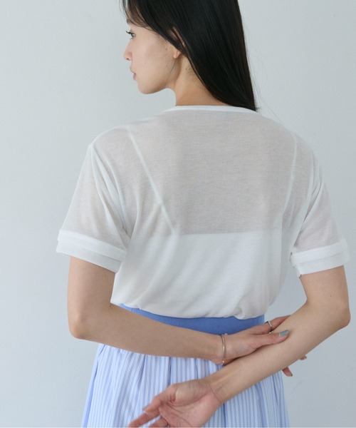 SOYEN(ソイエン)の「フェイクレイヤードシアーヘンリーネック半袖Tシャツ(Tシャツ/カットソー・レディース・ライトブルー/オフホワイト/ブルー・F)」の8枚目の写真