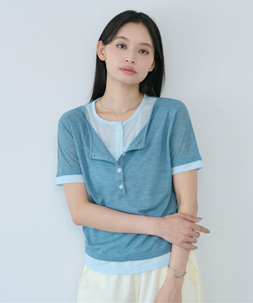SOYEN(ソイエン)の「フェイクレイヤードシアーヘンリーネック半袖Tシャツ(Tシャツ/カットソー・レディース・ライトブルー/オフホワイト/ブルー・F)」の17枚目の写真