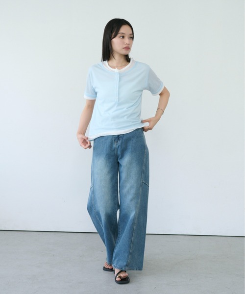SOYEN(ソイエン)の「フェイクレイヤードシアーヘンリーネック半袖Tシャツ(Tシャツ/カットソー・レディース・ライトブルー/オフホワイト/ブルー・F)」の11枚目の写真