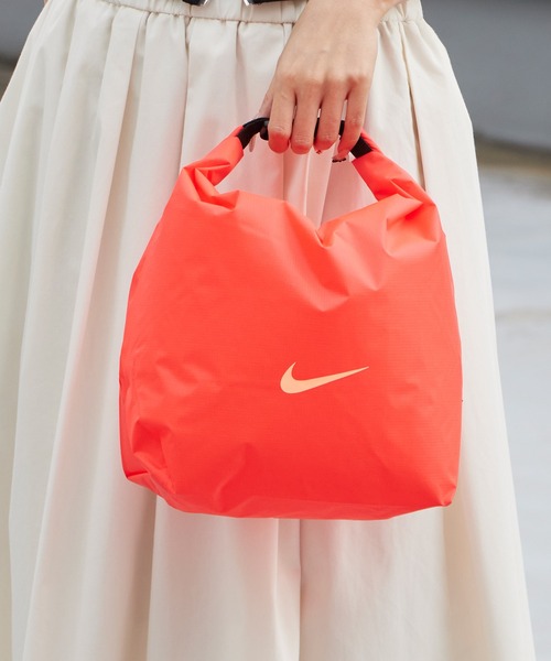 セール】NIKE/ナイキ SS26 ウォータープルーフバッグ ブランドロゴ