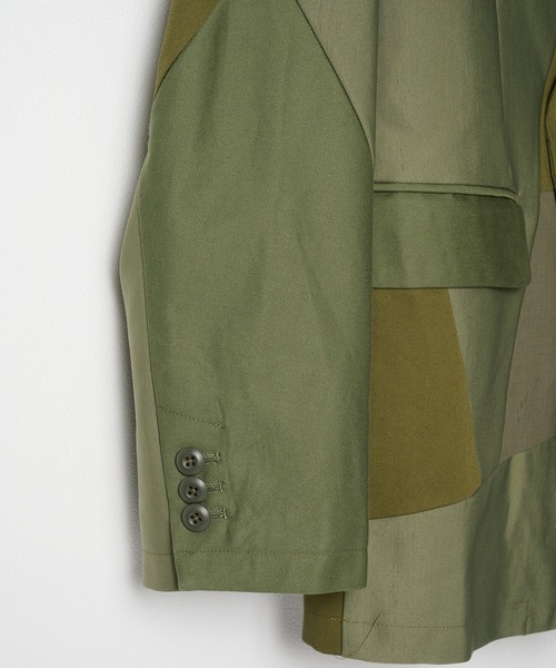 ANREALAGE（アンリアレイジ）の「【ANREALAGE】PANEL PATCHWORK DOUBLE JACKET（テーラードジャケット・メンズ・カーキ/ブラック・50/48）」の3枚目の写真