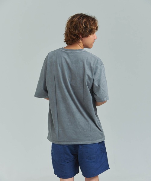 PEANUTS(ピーナッツ)の「JOHNBULL- PEANUTS SNOOPY T(Tシャツ/カットソー・メンズ・ブラック/ホワイト・M/L)」の22枚目の写真