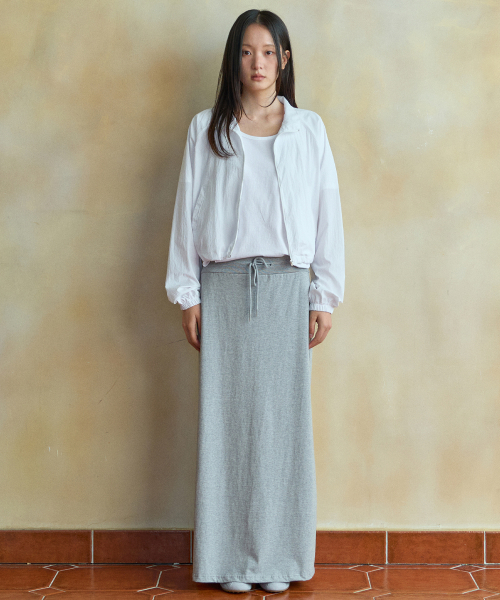 WEDNESDAYOASISFORWOMEN(ウェンズデー オアシス フォー ウーマン)の「ナイロンハイネックウィンドジャケット_IVORY(WB6OT10)(ナイロンジャケット・レディース・アイボリー・FREE)」の4枚目の写真