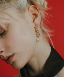 Orbit pearl earrings