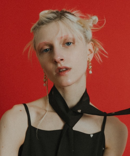 et.UNiVER(エトユニベール)の「Orbit pearl earrings(イヤリング・レディース・ゴールド/シルバー・FREE)」の8枚目の写真