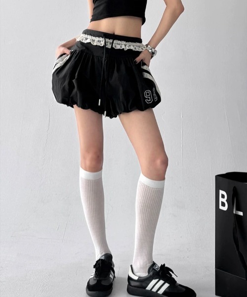 almo（アルモ）の「【LAMPOON】バルーンレースショートパンツ（その他パンツ・レディース・ブラック/ネイビー・LARGE/MEDIUM/SMALL）」の11枚目の写真