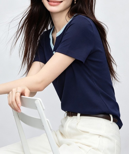 ONEP STAR(ワンピスター)の「配色ネック前ボタントップス(Tシャツ/カットソー・レディース・ネイビー・MEDIUM/LARGE/X-LARGE)」の9枚目の写真