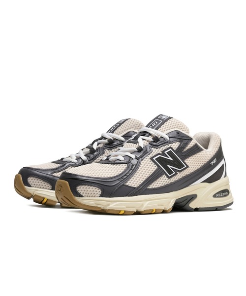 NEW BALANCE(ニューバランス)の「740(スニーカー・メンズ・グレー×ホワイト・30.0cm/27.5cm/26.5cm/25.5cm/29.0cm/28.0cm/27.0cm/26.0cm/25.0cm)」の2枚目の写真