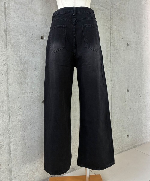 GLAMOROUS JANE(グラマラスジェーン)の「レース切替ラインストーンデニムパンツ(デニムパンツ・レディース・ブラック・S/M/L)」の4枚目の写真