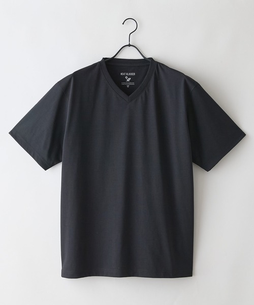UNIIT(ユニット)の「【HEAT BLOCKER/ヒートブロッカー】【まるで着る日傘!遮熱&UVカット】コットンライク VネックTシャツ 吸水速乾 アンチピリング イージーケア ユニセックス(Tシャツ/カットソー・メンズ・チャコールグレー/ホワイト/ブラック・MEDIUM/X-LARGE/LARGE)」の6枚目の写真