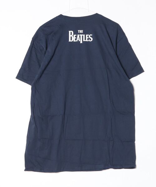MUSIC TEE(ミュージックティー)の「THE BEATLES“LUCY IN THE SKY”/ ザ ビートルズ "ルーシー インザスカイ(Tシャツ/カットソー・メンズ・ネイビー・LARGE/X-LARGE)」の2枚目の写真