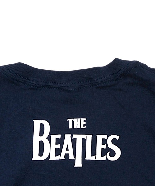 MUSIC TEE(ミュージックティー)の「THE BEATLES“LUCY IN THE SKY”/ ザ ビートルズ "ルーシー インザスカイ(Tシャツ/カットソー・メンズ・ネイビー・LARGE/X-LARGE)」の7枚目の写真
