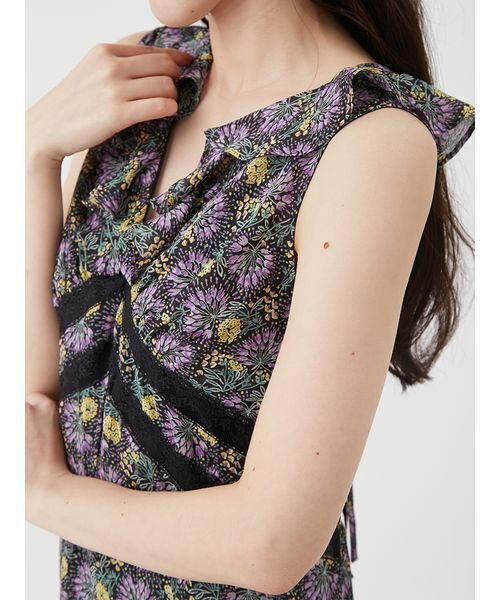 LILY BROWN(リリーブラウン)の「【LILY BROWN×ANNA SUI】フラワープリントワンピース(ワンピース・レディース・ネイビー/アイボリー/ブラック・0/1)」の11枚目の写真