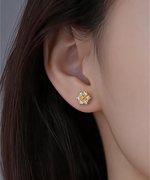 LA VORAGINE(ラ ヴォラジネ)の「ミニジルコニア ピアス 9色展開 アレルギー対応(ピアス(両耳用)・レディース・I/G/A/B/C/F/E/H/D・FREE)」の9枚目の写真