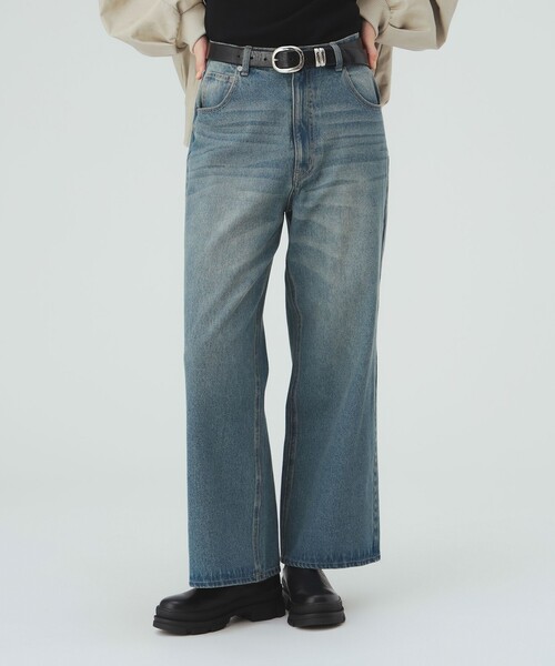 BEAMS HEART(ビームスハート)の「ワイド ストレート デニム パンツ(デニムパンツ・レディース・ネイビー/ブルー・SMALL/MEDIUM)」の1枚目の写真