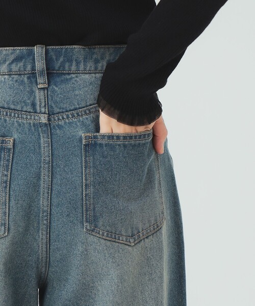 BEAMS HEART(ビームスハート)の「ワイド ストレート デニム パンツ(デニムパンツ・レディース・ネイビー/ブルー・SMALL/MEDIUM)」の3枚目の写真