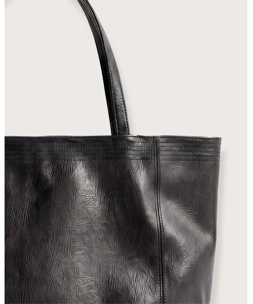 kiehtova(キエトヴァ)の「【kiehtova】FAUX LEATHER VOYAGE BAG/フォックスレザーヴォヤージュバッグ 軽量 収納力(トートバッグ・レディース・ブラック/グレー・FREE)」の6枚目の写真