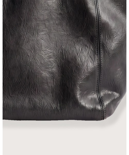 kiehtova(キエトヴァ)の「【kiehtova】FAUX LEATHER VOYAGE BAG/フォックスレザーヴォヤージュバッグ 軽量 収納力(トートバッグ・レディース・ブラック/グレー・FREE)」の5枚目の写真