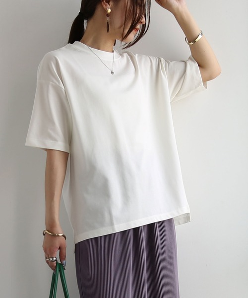 and it_(アンドイット)の「汗じみ軽減加工五分袖Tシャツ(Tシャツ/カットソー・レディース・グレイッシュベージュ/ブラック/アイボリー・M-L)」の20枚目の写真