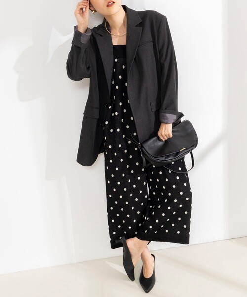 Rie Miller(リエミラー)の「《手洗い可能》Wジャガードニットサロペット(サロペット/オーバーオール・レディース・ブラック系その他/ブルー系その他6・38)」の1枚目の写真