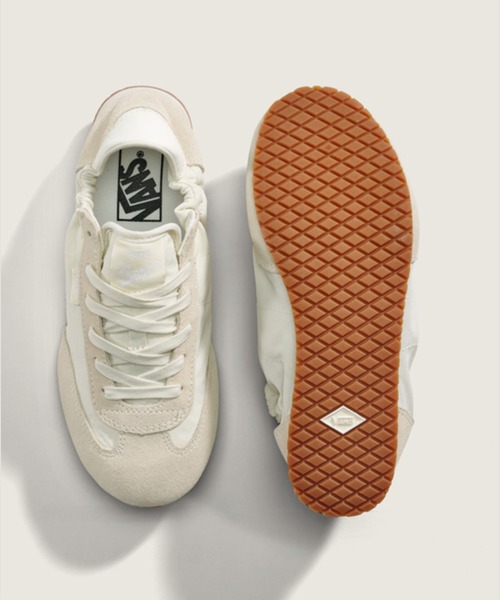 VANS(バンズ)の「スーパーロープロ バレエ ライト / SLP Collapse MARSHMALLOW VN000Z6XCDA1(バレエシューズ・メンズ・オフホワイト・4/6/6.5/5/7/7.5/5.5/4.5)」の3枚目の写真