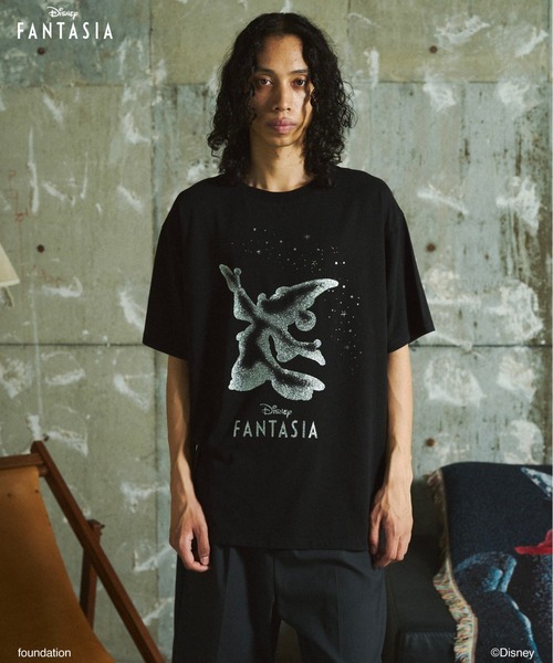 CAMPHOR WOOD（カンファーウッド）の「DISNEY / FANTASIA / GLITTER GRAPHIC TEE / ディズニーファンタジア ラメプリントTシャツ（Tシャツ/カットソー・メンズ・ブラック/スミクロ/ホワイト・MEDIUM/SMALL/LARGE）」の22枚目の写真