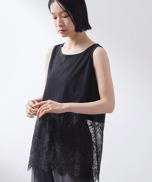 THE SHOP TK (ザ ショップ ティーケー )の「【ひんやり/人気アイテム】レイヤードスタイルに 裾レースタンクトップ(Tシャツ/カットソー・レディース・オフホワイト/ブラック・12/13)」の3枚目の写真