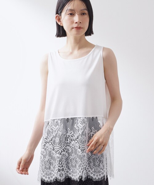 THE SHOP TK (ザ ショップ ティーケー )の「【ひんやり/人気アイテム】レイヤードスタイルに 裾レースタンクトップ(Tシャツ/カットソー・レディース・オフホワイト/ブラック・12/13)」の6枚目の写真