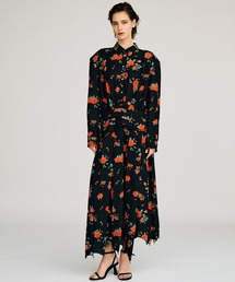 PRANK PROJECT | 【2026Autumn Pre-Order】アシンメトリカルプリーツローズドレス / Asymmetrical Pleated Rose Dress(ワンピース)