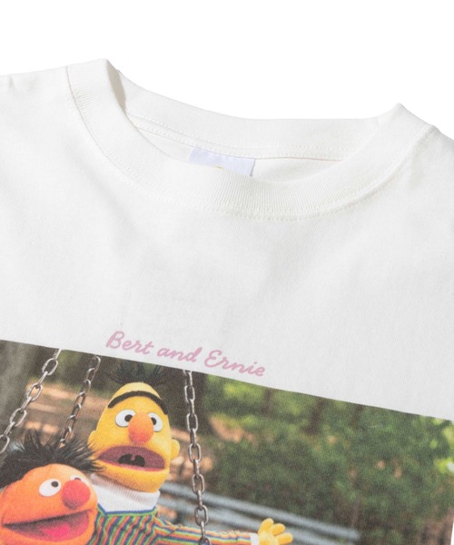 SESAME STREET(セサミストリート)の「【SESAME STREET/セサミストリート】フォトロングスリーブTシャツ(Tシャツ/カットソー・レディース・サックスブルー/ピンク/オフホワイト/チャコールグレー・LARGE/X-LARGE/MEDIUM)」の15枚目の写真