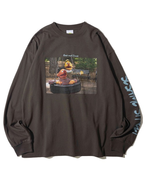 SESAME STREET(セサミストリート)の「【SESAME STREET/セサミストリート】フォトロングスリーブTシャツ(Tシャツ/カットソー・レディース・サックスブルー/ピンク/オフホワイト/チャコールグレー・LARGE/X-LARGE/MEDIUM)」の9枚目の写真