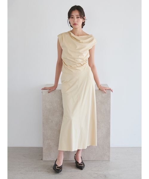 Mila Owen(ミラオーウェン)の「シルキータッチトップス×スカートSET UP(ワンピース・レディース・ブラック/ベージュ/ブラウン・1/0)」の21枚目の写真