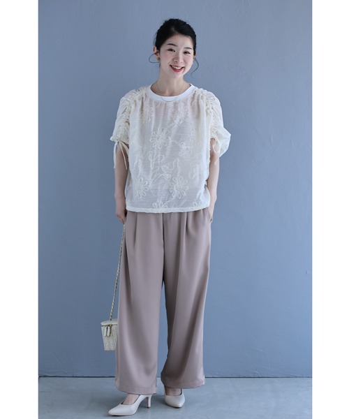 cawaii(カワイイ)の「絞れる2wayスリーブのリボンフラワーブラウストップス(シャツ/ブラウス・レディース・ブラック/アイボリー・FREE)」の19枚目の写真
