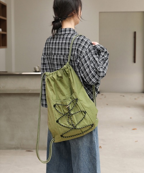 Miniministore（ミニミニストア）の「コードナップサック 軽量ナイロンリュック（バックパック/リュック・レディース・アイボリー/カーキ/ベージュ/グレー/ブラック・FREE）」の10枚目の写真