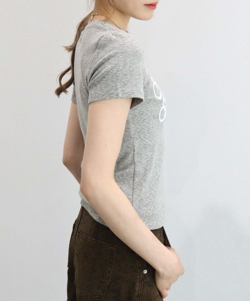CECIL McBEE(セシルマクビー)の「【CECIL McBEE】チェーンステッチロゴTシャツ(Tシャツ/カットソー・レディース・ブラック/ブラウン/グレー/ホワイト・MEDIUM)」の20枚目の写真